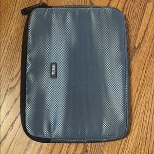 Tumi tablet case